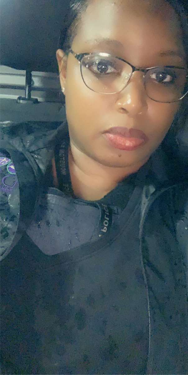 NorquintaG's tweet photo. When you are working DART in the middle of a storm. #DomesticAbuseResponseTeam out in rain, tornados and floods🤦🏽‍♀️ @bgnullJuliePleasant  @houstonpolice  @null_ https://t.co/w0EvZbjPqk