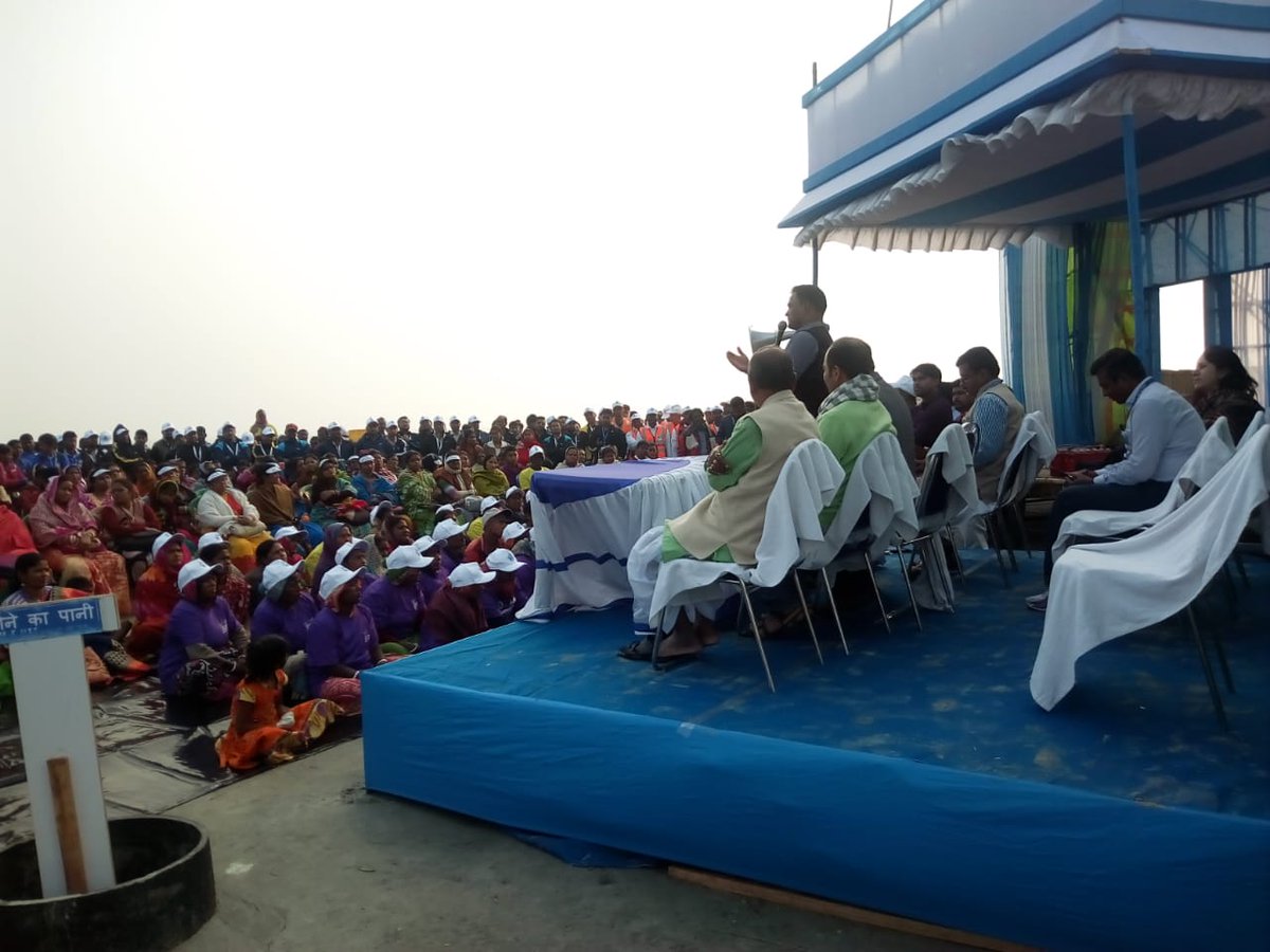 District magistrate, 24 south pargana, #WestBengal is addressing the pilgrims, volunteers, and organisers of #gangasagar #mela on improved #sanitation behavior, no littering in the Mela, avoid usage of polythene, #menstrual #hygiene #management 
@WSSCCouncil
