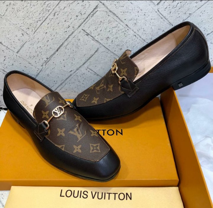 Goodstuffng1's tweet photo. Which is your favorite? Make you choice and place your order by clicking the link below
ππ
https://t.co/lH7aHpxykH
Size :40-46
Price :30,000
Delivery :free within lagos only
#goodstuffng
#onlineretailer https://t.co/Nbtht7Yt3g