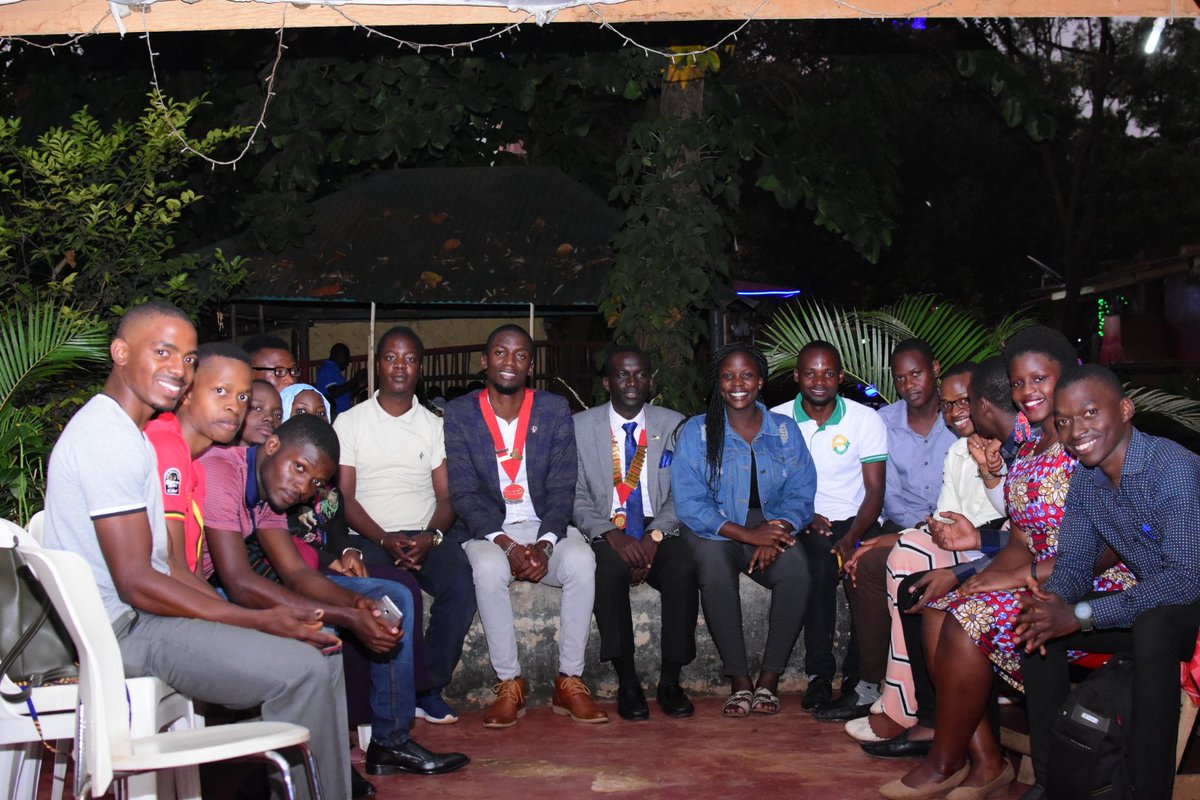 ssenda_'s tweet image. Notably: a menstrual hygiene campaign with the Interact club of Kololo High School at Abubakir Swidiq School &amp;amp; a leadership exchange pgm wt @RotaractLL that saw their President-Elect travel to Malawi. They meet every Wednesday 6:00pm at Best Chinese restaurant Centenary Park.
2/2