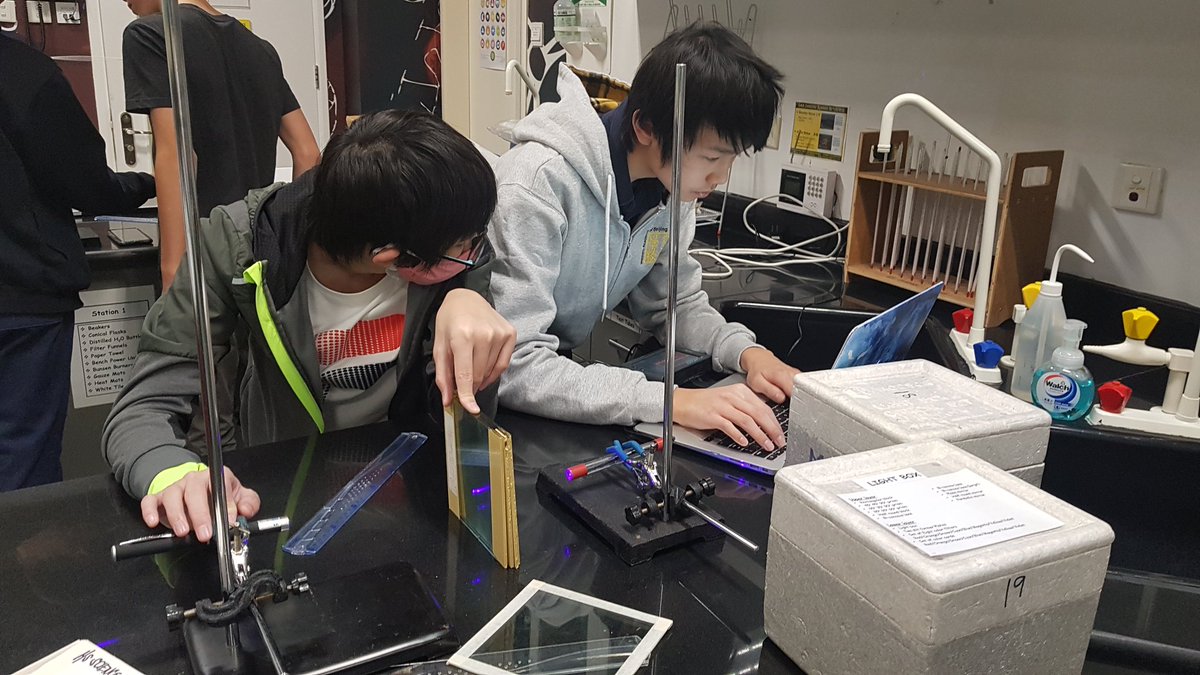 msagostino's tweet image. Our attempt to give students more voice and choice in the Making Waves unit resulted in a variety of unique investigations. Way better than ye olde refraction lab. @WAB_LIVE #MyWAB #MYPchat #MYPscience #inquiry