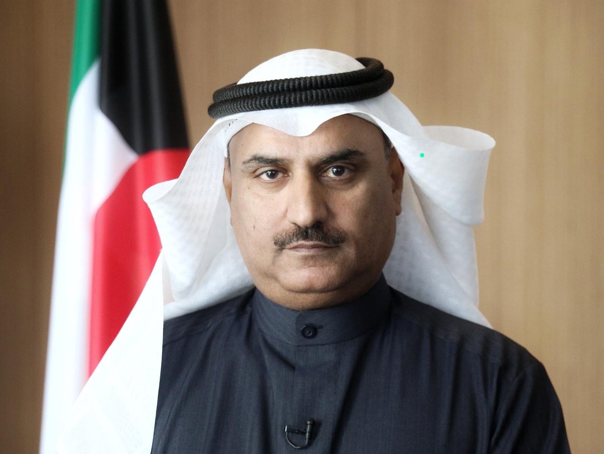 Almajlliss's tweet photo. النائب محمد هايف يبحث مع وزير التربية موضوع شاغلي وظائف شؤون الطلبة الحاصلين على المؤهل الجامعي وعدم ادراجهم في جدول المستحقين لكادر الوظائف التربوية المسانده المشمولين بالقرار 2019/16 ويذكر ان النائب هايف وجه سؤالاً بهذا الشأن وقد أبدى الوزير تفهمه للموضوع وإلمامه به ووعد بحله. https://t.co/EkGy9ByLLm