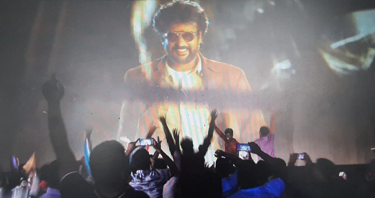 ShivascribeTNIE's tweet image. It is now #Rajnikanth #Durbar in #Mysuru .work on Swacha nagar can stay as many pourakarmikas #bunk work,students give classes a mis to enjoy #Superstars Thalivas Durbar ⁦@santwana99⁩
⁦@XpressBengaluru⁩ ⁦@soundaryaarajni⁩ ⁦@Rajni_FC⁩ ⁦@sumalathaA⁩