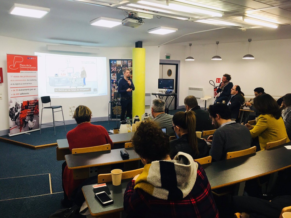 PdelaCom's tweet photo. [EN DIRECT] Nous sommes ce matin dans les locaux de @eartsup. @olivier_sauvage, Fondateur et Dirigeant et @CyrillePattyn, CEO de @Wexperience nous présentent les dernières grandes tendances de l’UX pour capter l’attention du client efficacement sur le digital. https://t.co/BptPc7PTBB