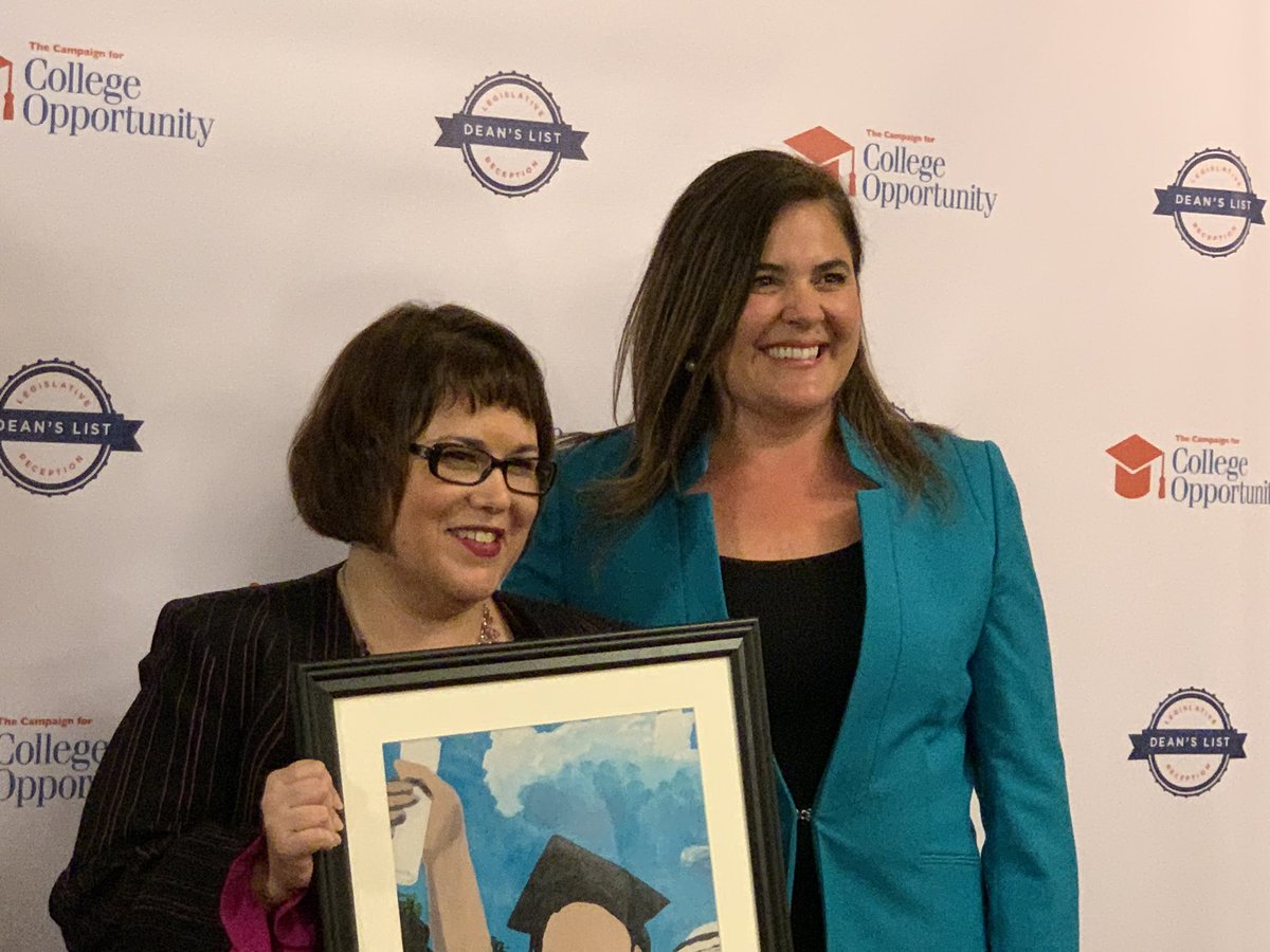 SandraLFried's tweet photo. Congratulations to @krod282002 for her recognition from @CollegeOpp. She is the gold standard. Thank you for all you do to support @CalCommColleges students. https://t.co/4eErMZaFpa