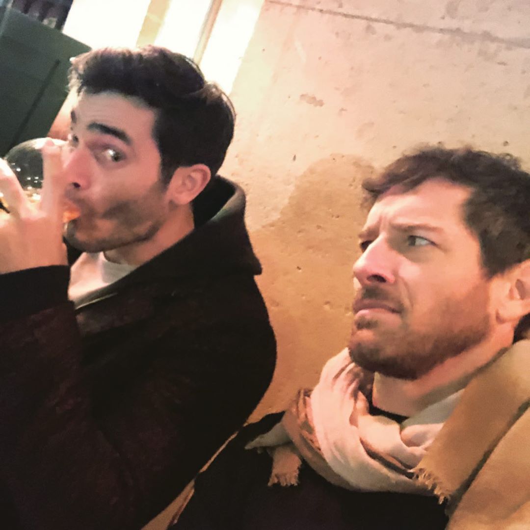 ianbohen: "It’s complicated."

or my commentary:
"Not in public, Derek!"

#Halecest #DerekXPeter #DerekHale #PeterHale