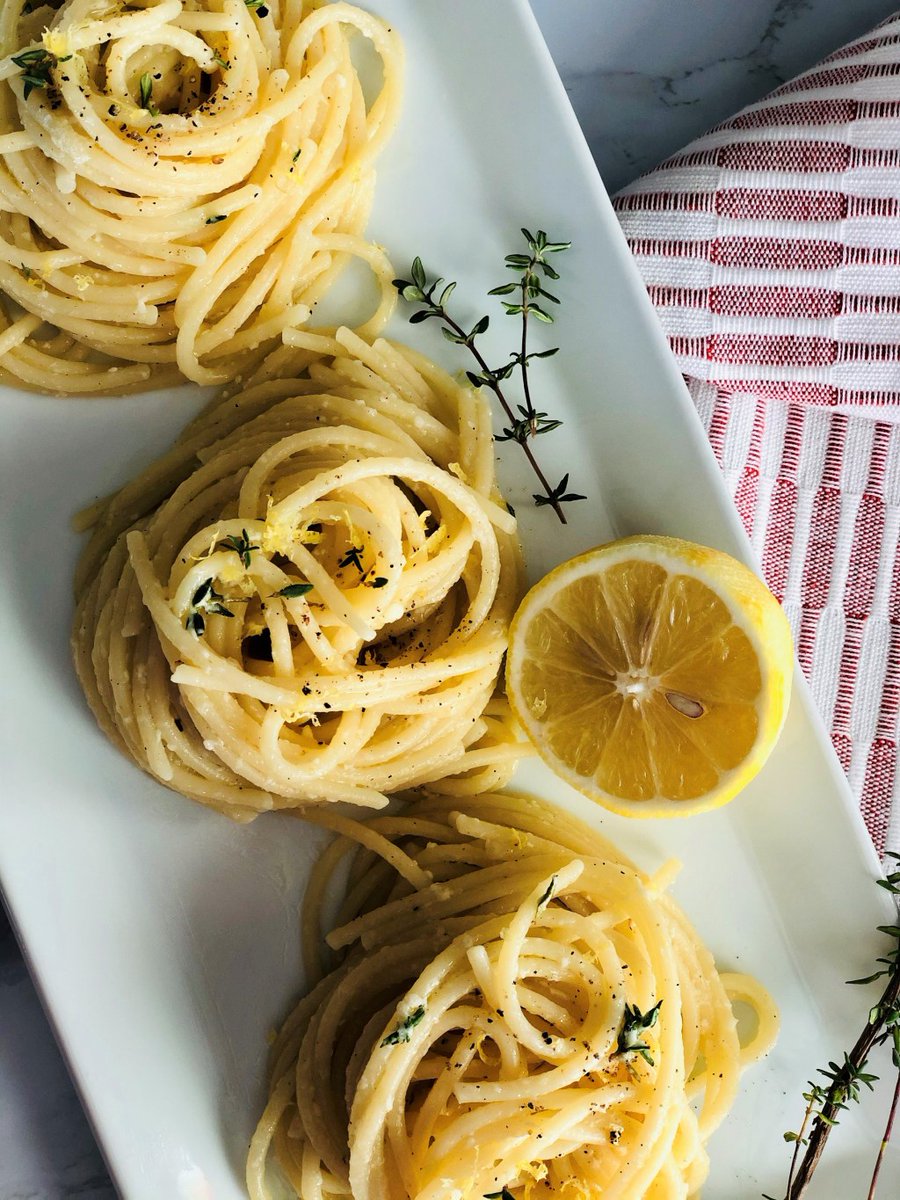 TheKitchenDoc's tweet photo. Spaghetti with No-Cook Lemon Parmesan Sauce https://t.co/BnzPSVKFwt https://t.co/T43rvPAeAF