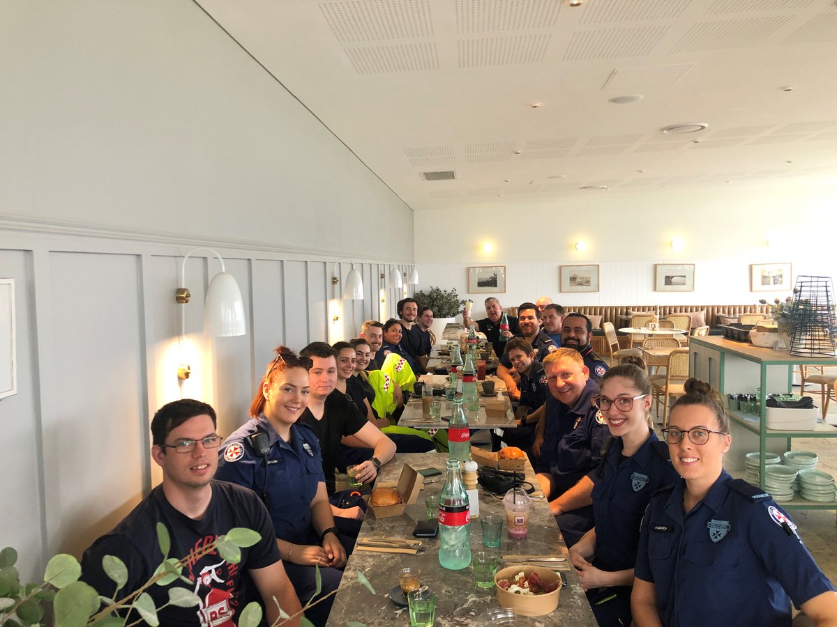 The family who eat together stay together! Not a truer word spoken as our paramedic family in western Sydney share a meal together after a busy couple of months helping out in bushfire recovery efforts! #westernsydney #nswambulance #bushfire #paramedicfamily
