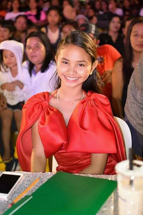 Starla_ShoiYen's tweet photo. Long for you 
In the secret place

ActingProjectFor YENQUIRANTE https://t.co/6Om3JnnIR1