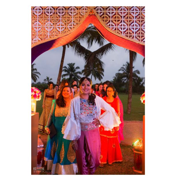 ByGarema's tweet photo. The most #beautiful and #precious moments in the world cannot be seen but experienced. Cheers to the #shinyhappypeople living their #dream #wedding. #gkww #weddingplanneringoa #weddingstylistingoa #goawedding #goaphotographers #wedmegood #indiaweddingplanner  #destinationweddings https://t.co/s2xWOhF2os