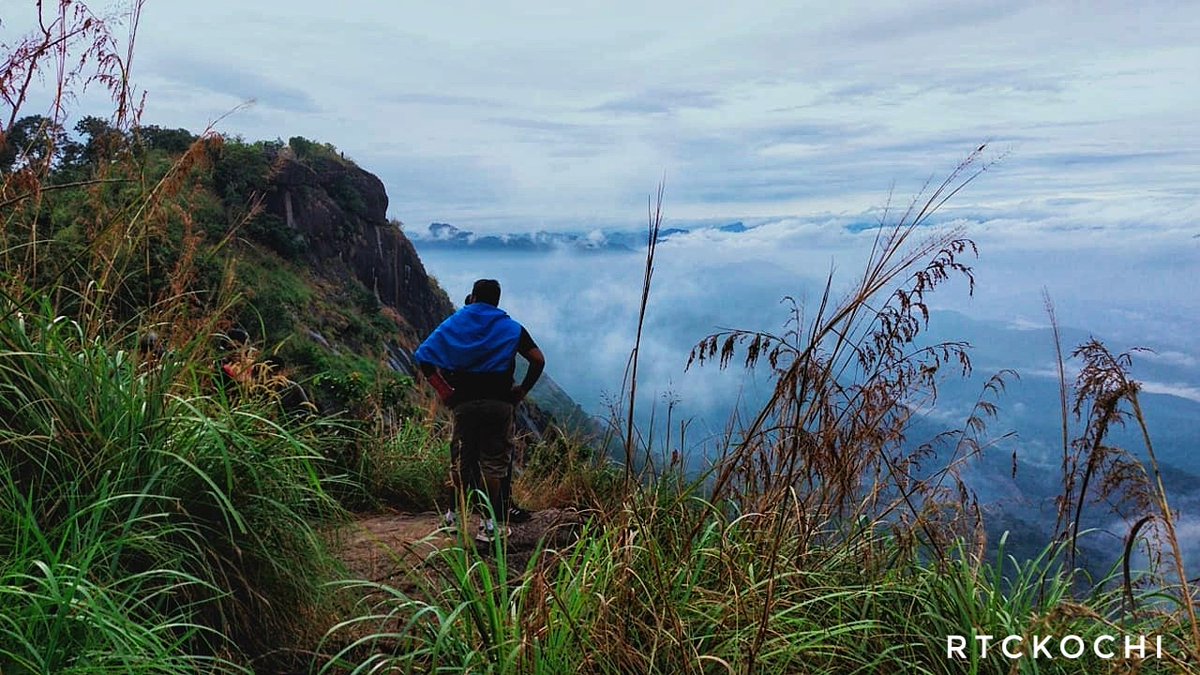 TheIndianRTC's tweet photo. In the lap of nature! ��️
A #throwback picture from #RTCKochi's morning trek to Kattadikadavu viewpoint, Blathykavala. 😊
#ThrowbackThursday #Kochi https://t.co/PAtNcCoqz2