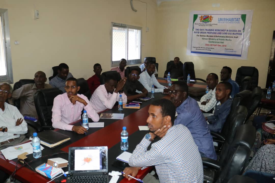 MinistryofPubl2's tweet photo. The Director General of the Ministry of Public Works has lead two days training workshop in Baidoa on Rapid Urban Profiling and Land Use Mapping https://t.co/QmSH1hJu3t