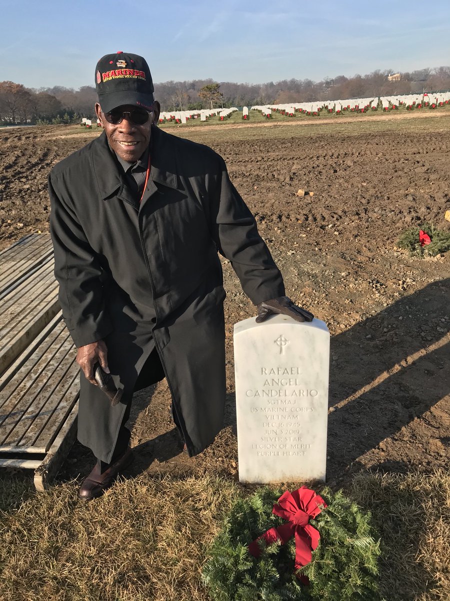 SgtMaj1986's tweet image. Laurel Jean Here I am at Rafael’s Grave Site. He was my Dear Friend and Fellow MARINE!