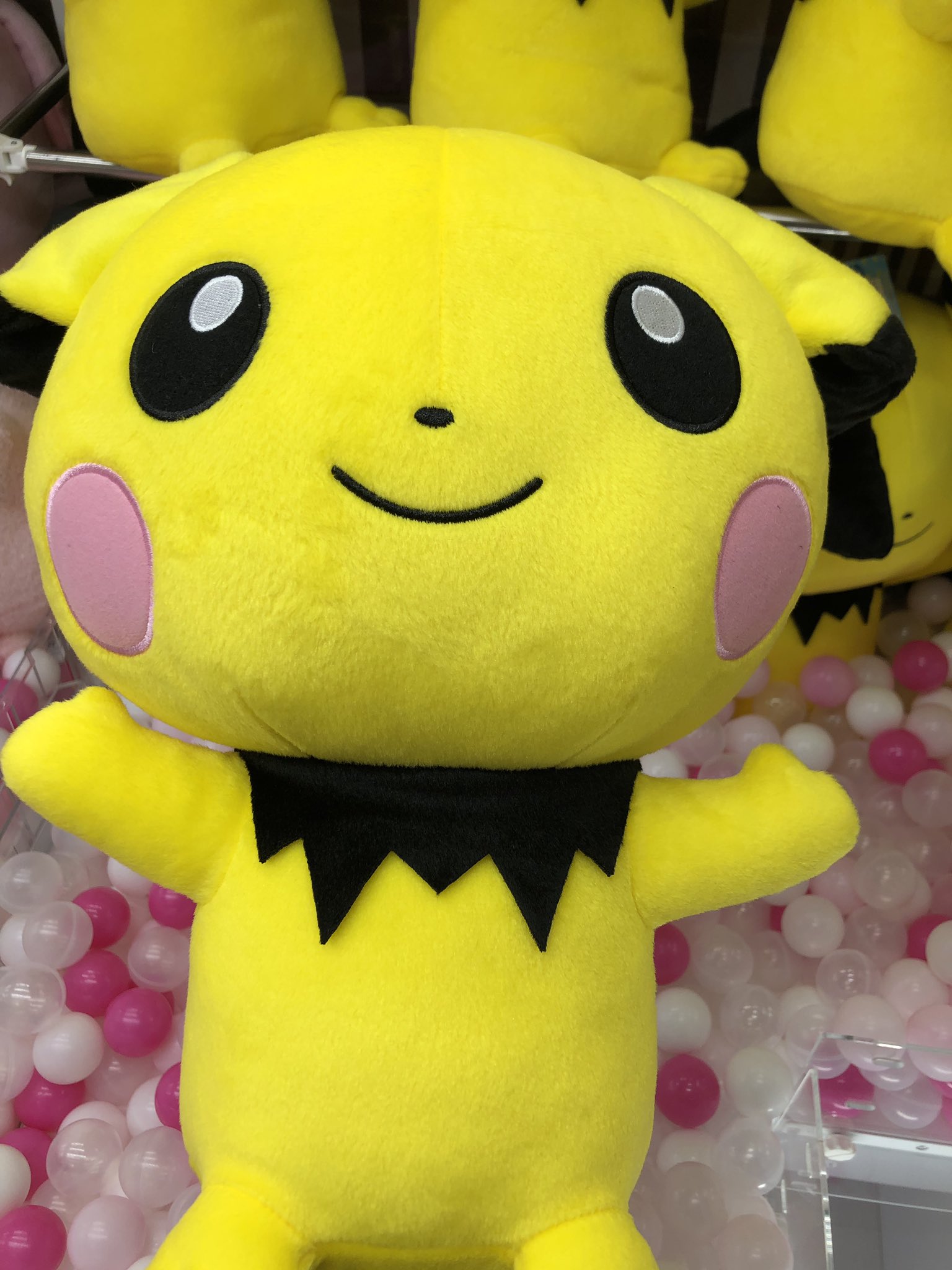 タイトーステーション 大須店 Twitterissa プライズ ポケットモンスター めちゃでかピチューぬいぐるみ 入荷致しました ほぼ等身大です めちゃくちゃ可愛いですが 感電しないように注意です タイトー 大須 ピチュー T Co Tasijvkmvq
