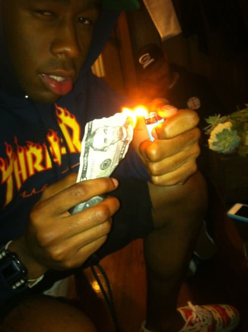 UseTumblr's tweet image. 