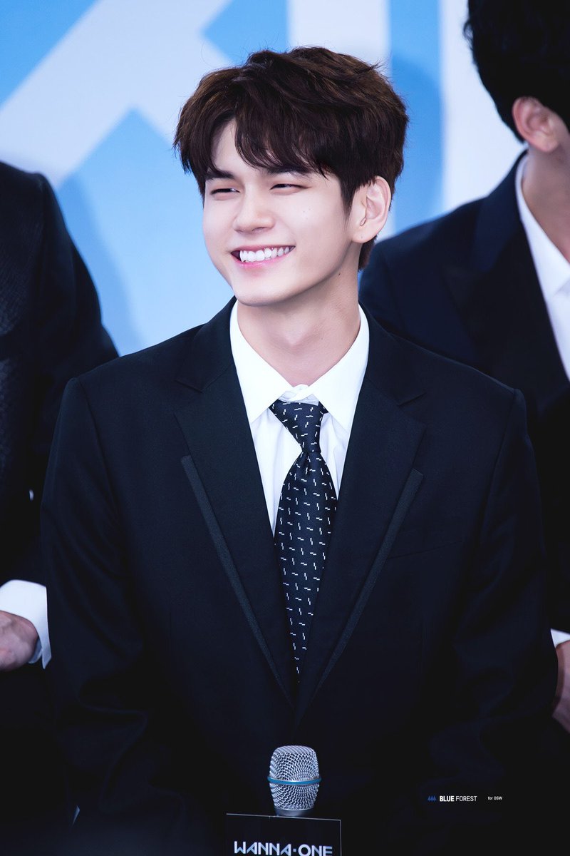 welo_LightYoung's tweet photo. 옹성우 첫자작곡 너무 기대됩니다 따듯청량 하면 옹성우죠^^#여섯시_옹성우_위빌롱
#WEBELONG_ONGSEONGWU 따뜻하고 청량한 옹성우의 목소리가 얼른 듣고 싶어요 https://t.co/K3dN2PhYf5