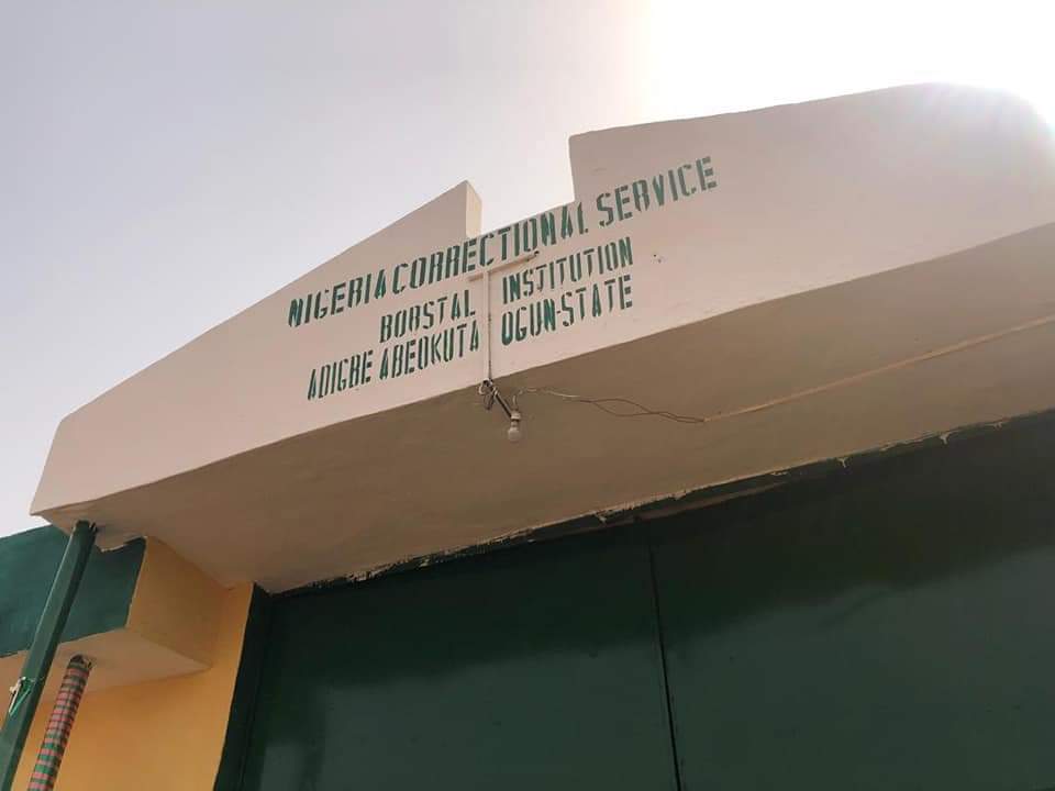 PRAInigeria's tweet photo. A few weeks ago, during our engagement with students at Borstal Institution, Adigbe, Abeokuta. We found out that some of these kids were brought to the facilities by their parents because they could not hold the pains anymore.
#ChildjusticeSupportProgramme2020
#PRAI https://t.co/yLGYObIoS8