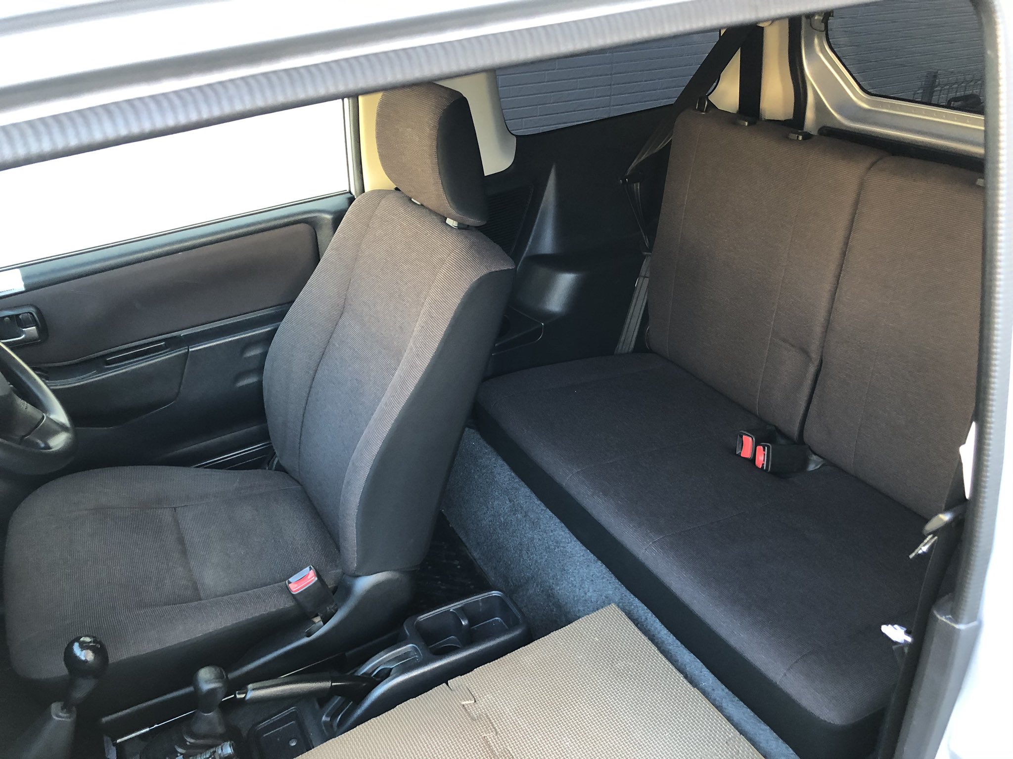 呑みすぎp パジェロミニの後部座席を外して 車中泊時の快適度をupさせるdiy まだまだ未完成 パジェロミニ車中泊仕様version2 パジェロミニ パジェロミニ車中泊仕様 車中泊diy T Co M5ubfvedcf Twitter