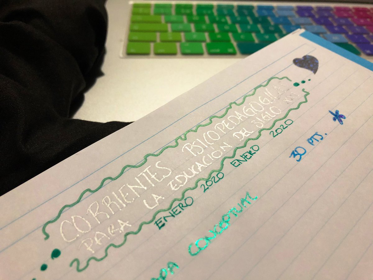 aleydagatell's tweet photo. La niña está feliz haciendo sus primeras tareas del segundo cuatrimestre. 
🌟💚 @UNIVIMoficial #DETAC 💚🌟 https://t.co/tHtsd58cN1