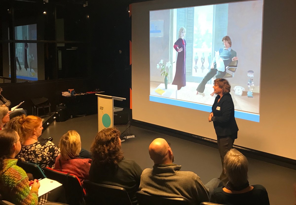 LandschErfgoed's tweet photo. In december organiseerden we het #Proeflokaal: kijk, denk en verwonder! Beter kijken, luisteren naar elkaar, verbeelding stimuleren en een open mindset behouden: in het #centraalmuseum werden #VisualThinkingStrategy en #VisibleThinkingintheMuseum toegepast. https://t.co/Crm4BU4LC5
