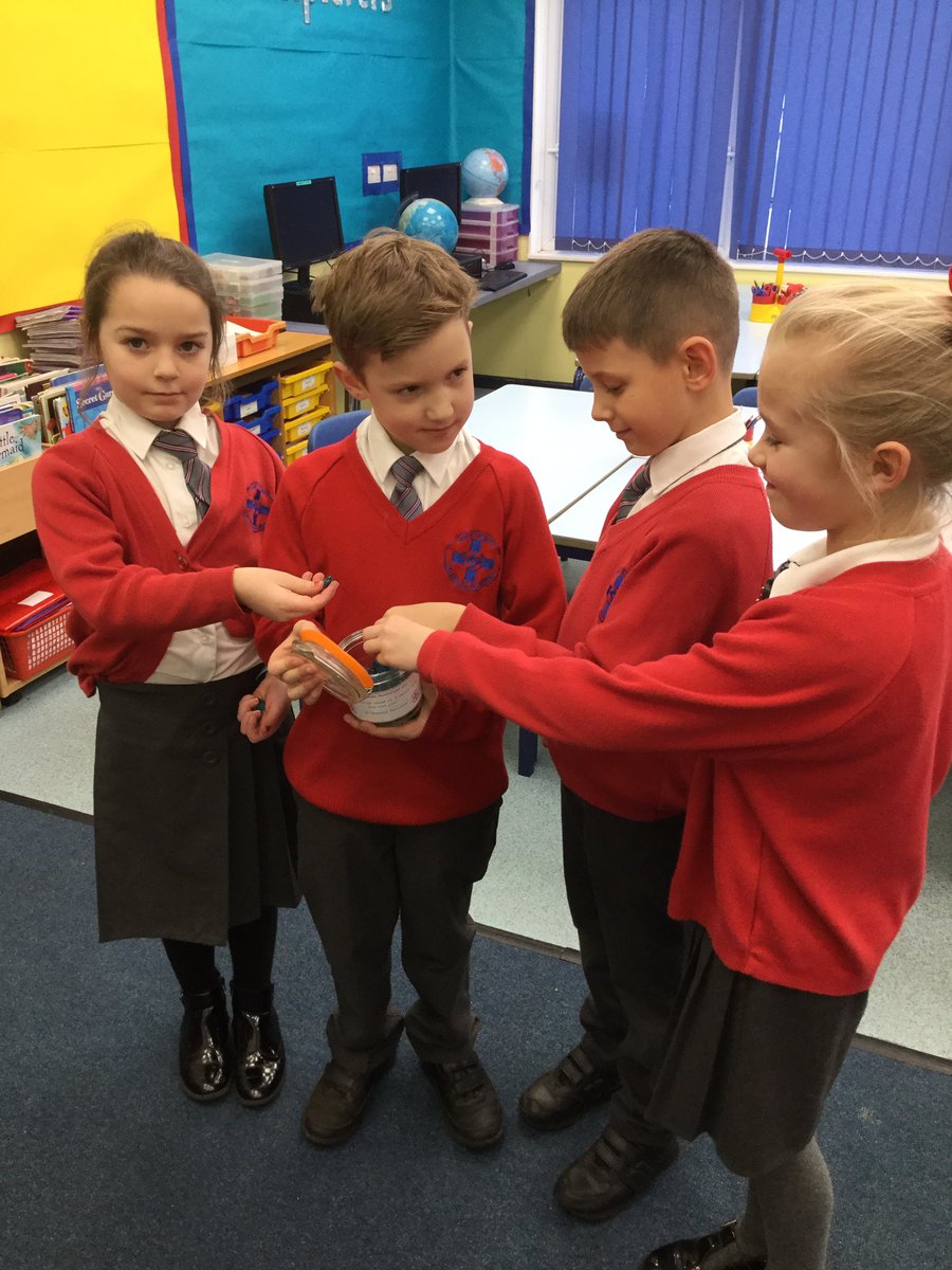 HTAClassEaston's tweet photo. What a great start to the year! We’ve filled our class Mission Statement jar with acts of kindness. Well done everyone! https://t.co/MIFuDrEThg