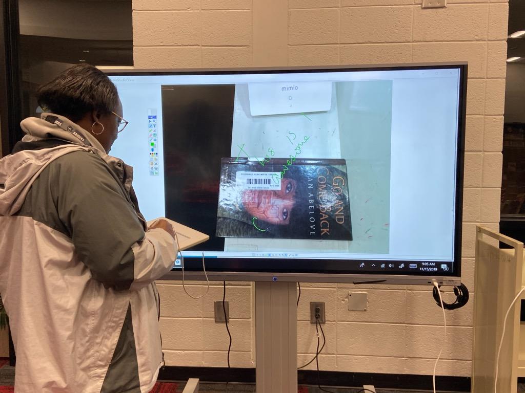 MimioInAction's tweet photo. Before Winter Break some teachers from #RiverdaleHS learned even more about their Digital Classroom Solutions and the #BoxlightIFP, #MimioPad, and #MimioView solutions. #edTech #MimioInAction #EosEdu @boxlightinc @CCPSNews @CCPSEdTech @MorceaseBeasley @iamAprilMayo @iAmRodSmith https://t.co/tDVHyrHAxP