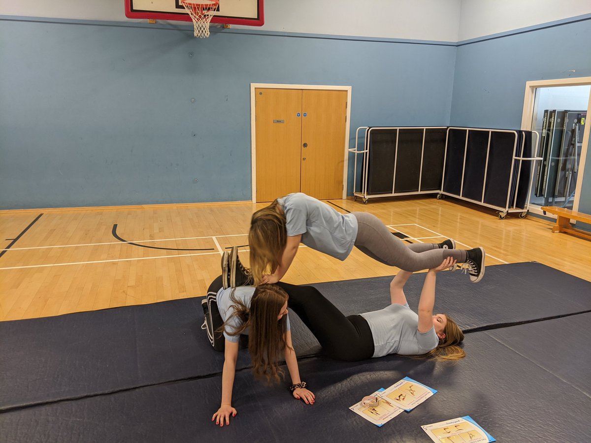 stcolumbaPEdept's tweet image. S3 girls demonstrating great balance and teamwork in class today during Acro gymnastics! @_stcolumba #teamwork #resilience #balanceandcontrol