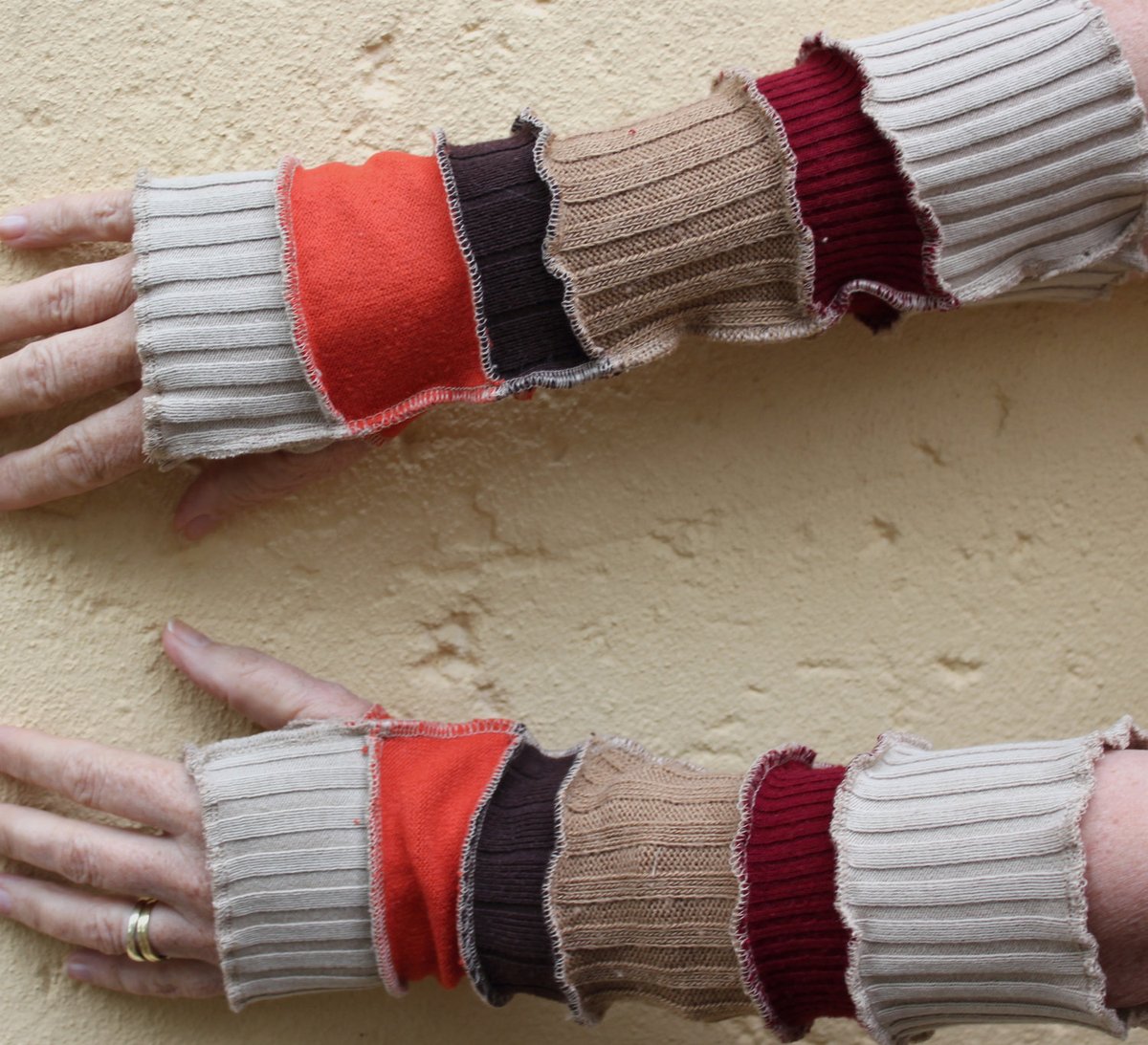 kennainafrica's tweet photo. Fingerless gloves , Long arm warmers , Upcycled sweaters , Hippie gloves , Katwise inspired , Wrist warmers , Boho fingerless gloves. https://t.co/P0EB4YXszz #KennaInAfrica #Etsy #Handmade #KatwiseInspired https://t.co/Wg7zSAebDH