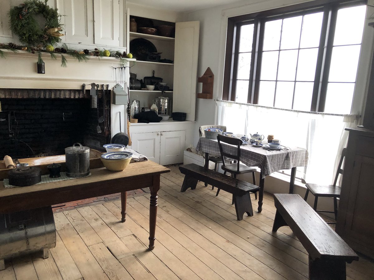 Lambs_Class's tweet photo. The kitchen. https://t.co/DtpzYySV6a