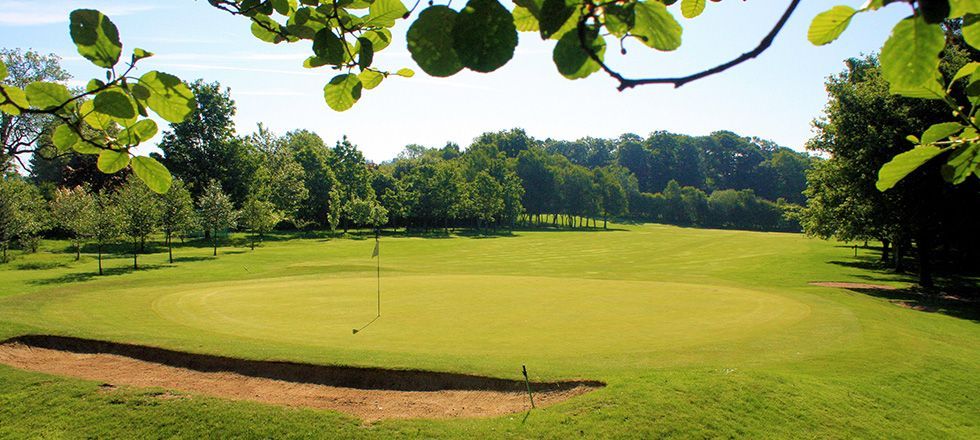 Bespoke Packages for your Golf Day lingdalegolfclub.co.uk/societies/ ✔️Outstanding course ✔️Excellent facilities ✔️Quality food options ✔️Professional staff Our team will be on hand to help you organise a fantastic day so that you can enjoy yourself too. lingdalegolfclub.co.uk/societies/