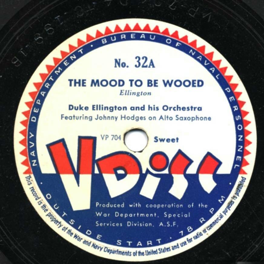 thejazzcentreuk's tweet photo. Join us this weekend from 12:00 - 14:00 to celebrate V-Discs.

Following the talk we have live music from 14:00 - 16:00.  Find out more about our events this weekend - https://t.co/asIPexhpnl #jazz #livemusic #vdisc https://t.co/5IS00oIyTB