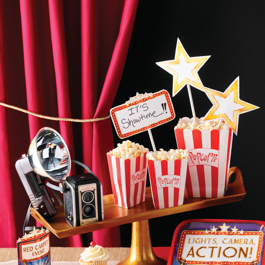 With Award Night season upon us, why not host an Oscars themed party?   We can help you create the most glamorous event with our glitzy party  decorations and fancy dress!