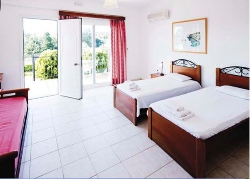 YNGetaway's tweet image. ☀️ The Big Village Hotel - Kefalonia ☀️

30% discount 
3-Star Big Village Hotel, Skala Kefalonia
7 Nights B&amp;amp;B
Includes transfers &amp;amp; checked in bags

✈️Gatwick 1/5/20 £409pp
✈️Birmingham 7/5/20 £555pp
Based on 2 sharing
#YourNextGetaway #SummerHoliday #Bargain #Kefalonia