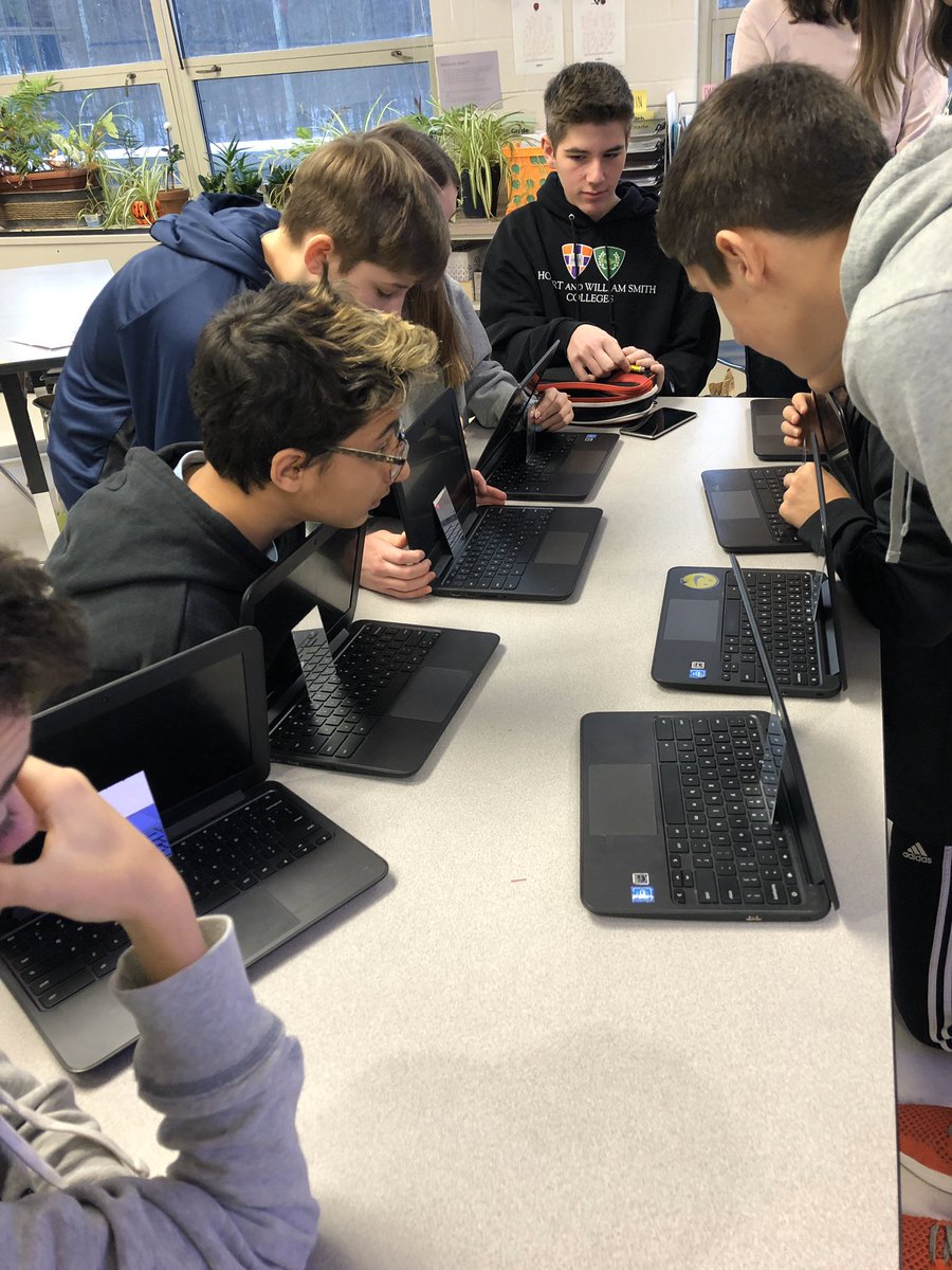 Emily Moore tweet media