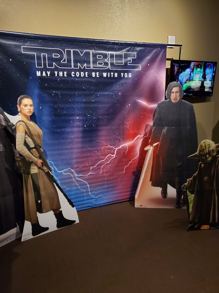 bluford_ernest's tweet photo. #codemash #trimblecodemash https://t.co/0vVLgDVNU8
