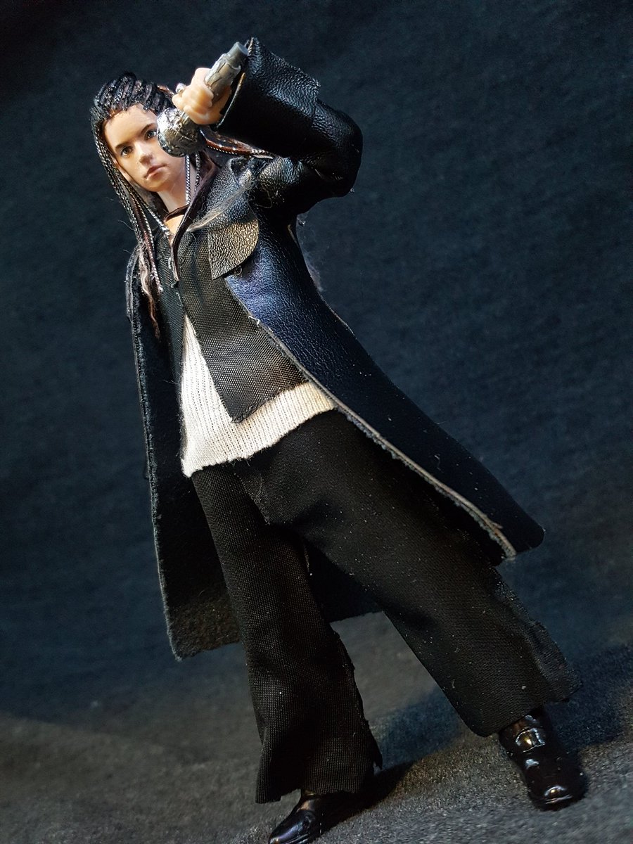 SO- в X: „hydeさんは国立2012でのヴィジュアルを意識して製作 SO- в X: „hydeさんは国立2012でのヴィジュアルを意識して製作