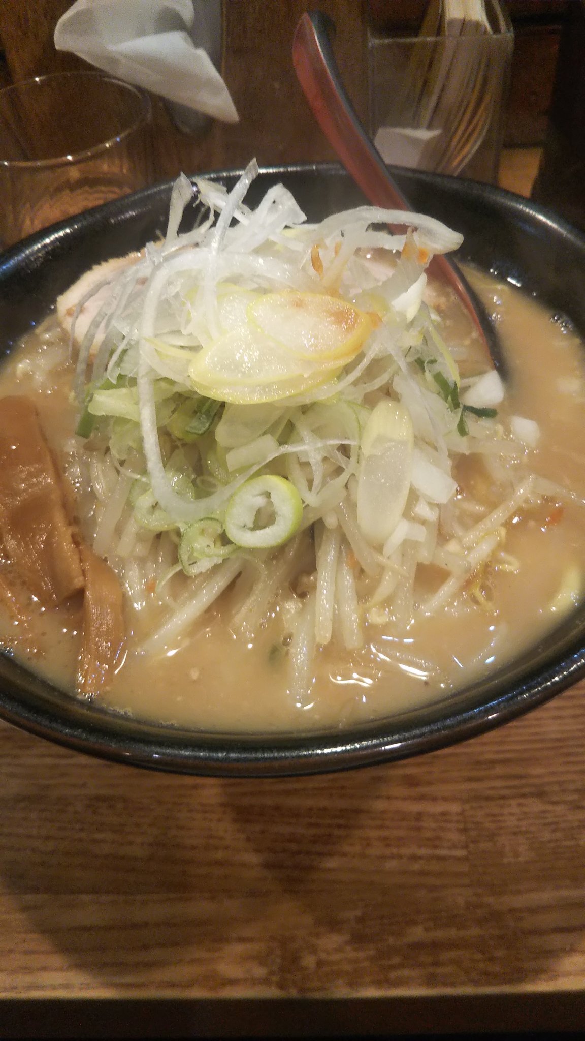 Shoichi 麺処 花田 上野 味噌ラーメン 0円 年明け最初は 花田でした いつ食べても自分の好みだなと改めて思う ラーメン 味噌ラーメン 花田 上野 T Co Pfoklnx1lu Twitter