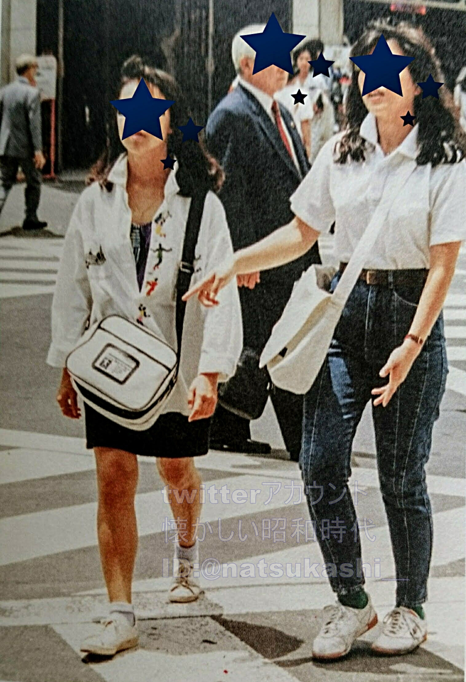 懐かしい昭和時代 19年 昭和63年 6月 新宿 メンズライクなシャツやポロシャツ もちろんポロは襟を立てるけどシャツインします パネルカットと呼ばれた裾に向かって細くなる 切り替えのあるジーンズも流行 東京ファッションクロニクル 流行