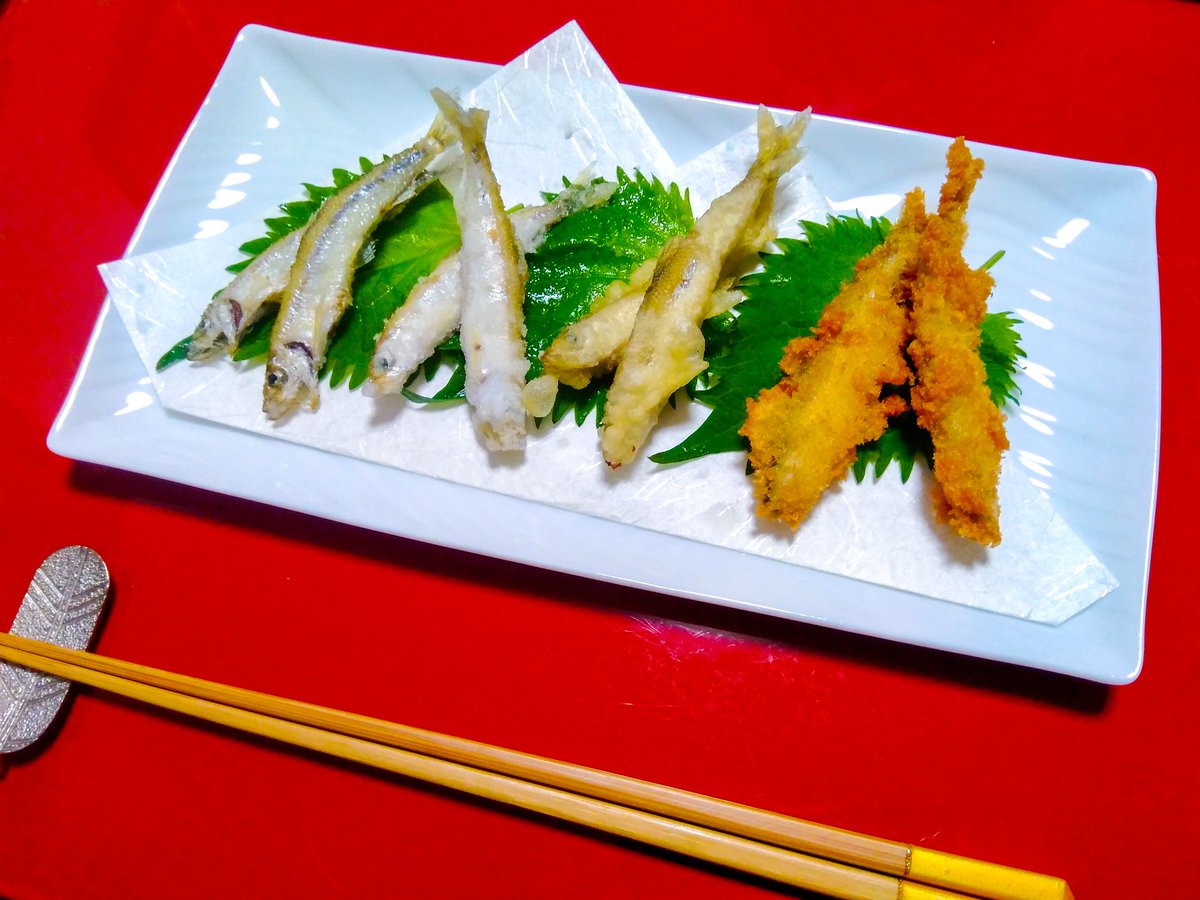 竹内麻純 まぁこ Sur Twitter 左からワカサギの素揚げ 唐揚げ 天ぷら カツ 色んな揚げ方で美味しく頂きました 釣って楽しい食べて美味しいなんてワカサギ釣り最高やん 釣り Fishing 釣りガール 釣り好き ダイワ Daiwa Sfa スーパーフレッシュ