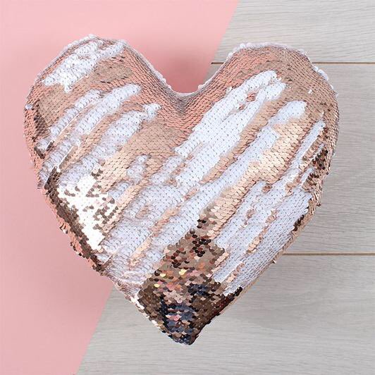 SimplyUtopia's tweet photo. Be inspired by our unique gift collection and find the perfect something for the perfect someone 🎁

Prices from £5.70 and FREE delivery on all items 🚚

https://t.co/ktIDW96E7W 

#simplyutopia #thursdaymorning #ThursdayThoughts #thursdayvibes #January #freedelivery #gift #quote https://t.co/GRIFd8iPBn