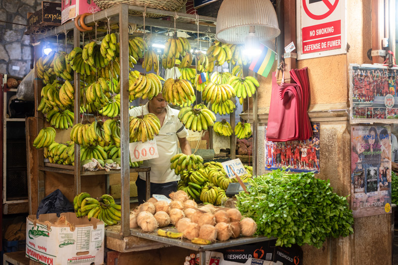 Wandering through the Central market of Port Louis discovermauritius.travel/en/2019/10/18/… #Mauritius #Travel #DiscoverMauritius
