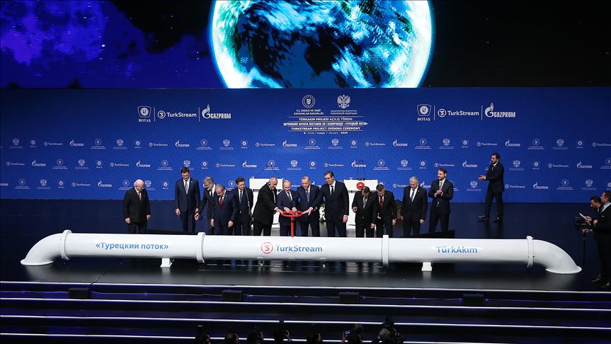 anadoluagency's tweet photo. Russian media hails launch of #TurkStream 

#Russian media covers meeting of Turkish, Russian presidents in #Turkey, inauguration ceremony of TurkStream gas pipeline

#Turkakim #Erdogan #Putin

https://t.co/UgDiDaimeq https://t.co/TbrH2aa253