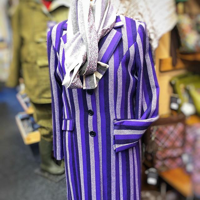 Limited edition ladies overcoat. 
ift.tt/1XIbNS5
mill@islaywoollenmill.co.uk
#ladiesfashion #stripes #tweedfashion #purple #limitededition ift.tt/2N7yXC8