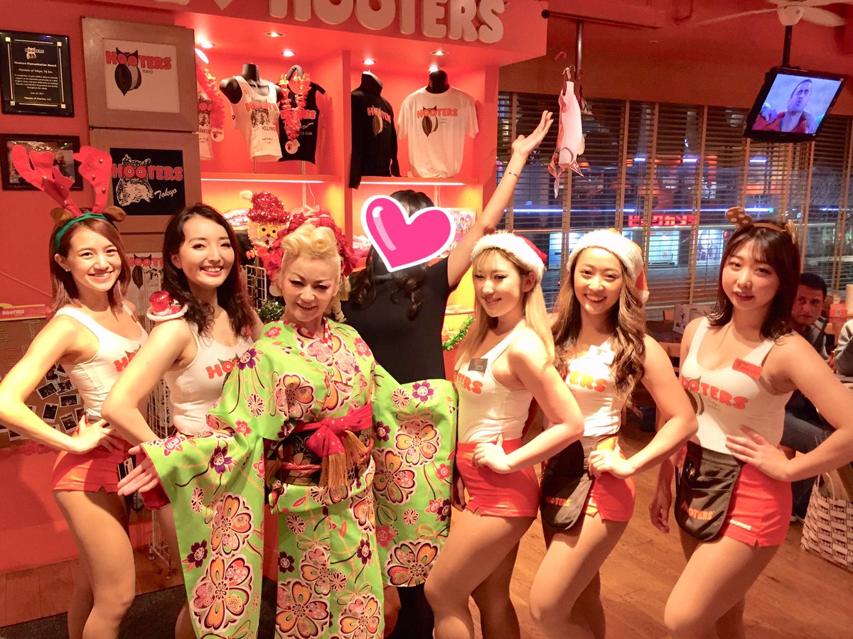 Hootersakasaka ট ইট র অন সন ধ ন