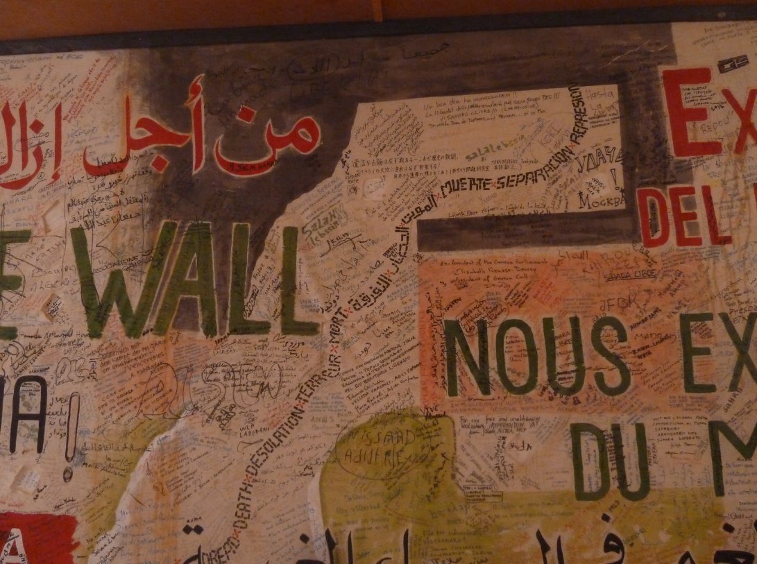Mundubat's tweet photo. There are plenty of reasons to join the #2720km campaign against the #WallOfShame built by Morocco in #WesternSahara (data by @UNMAS):

1. It is ranked among the ten territories with most mines in the world.
2. At least 2,500 people have been wounded, mutilated or killed.

[1/2] https://t.co/ASs6LxA4jO