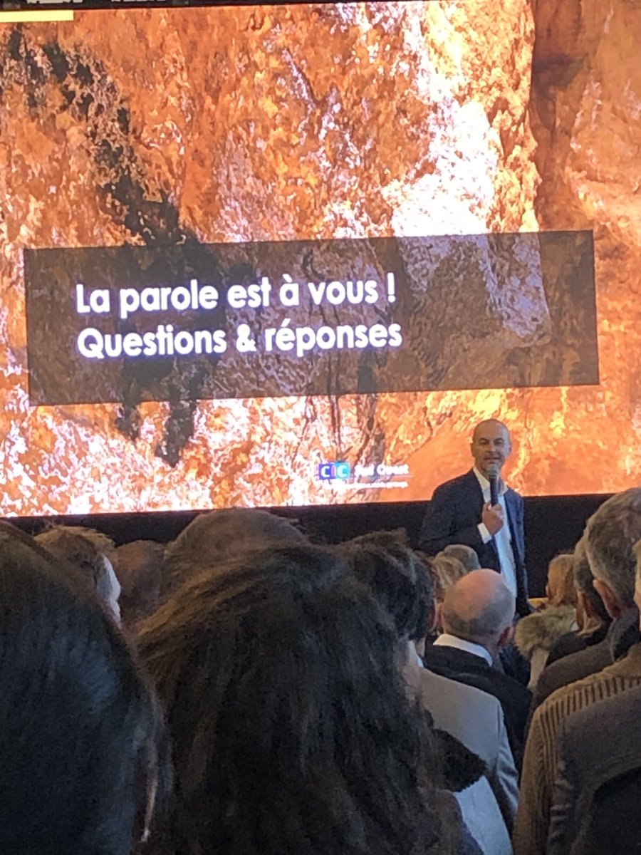 EvrardLaurent3's tweet photo. Journée d’échange avec le comité exécutif du #cicsudouest dans un cadre exceptionnel au cœur de notre territoire #Lascaux. #banque #cicsudouest proche de ses clients et aussi de ses collaborateurs. https://t.co/N1NQocpTH3