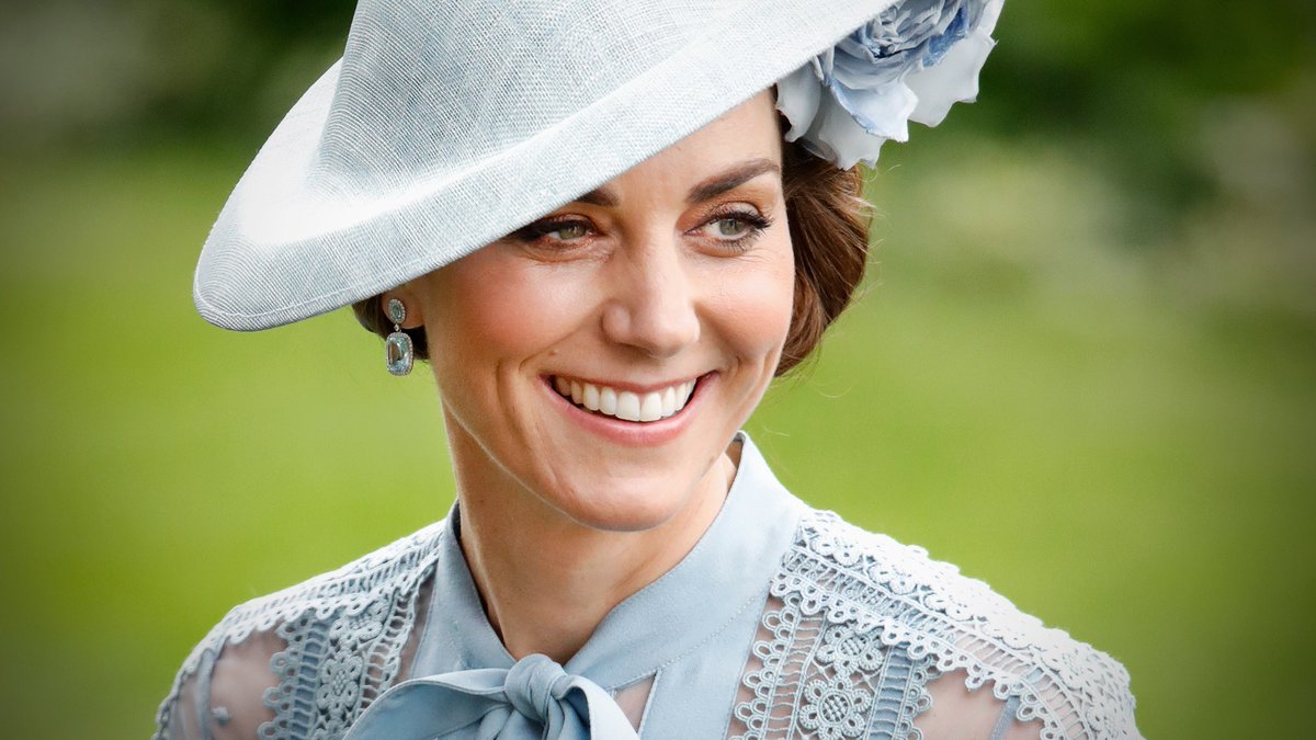 Niagara4Therapy's tweet photo. Happy birthday to Kate Middleton, Duchess of Cambridge, who turns 38 today. https://t.co/v6Wb3g123M