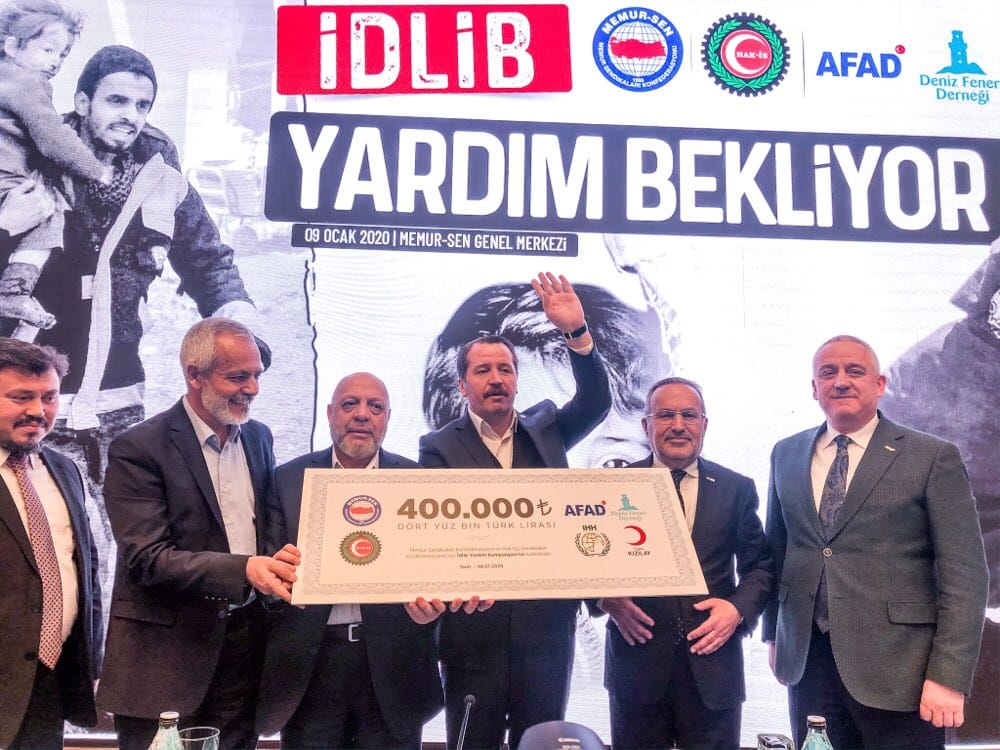 Türk Kızılay (@kizilay) on Twitter photo .<a href="/MemurSenKonf/">Memur-Sen</a> ve <a href="/hakiskonf/">HAKİŞ KONFEDERASYONU</a> tarafından başlatılan "İdlib Yardım Bekliyor" kampanyası, #TurkKizilay, <a href="/ihhinsaniyardim/">İHH</a>, <a href="/AFADBaskanlik/">AFAD</a> ve <a href="/denizfeneriorg/">Deniz Feneri Derneği</a> desteğiyle başladı. #YanındaOl .<a href="/MemurSenKonf/">Memur-Sen</a> ve <a href="/hakiskonf/">HAKİŞ KONFEDERASYONU</a> tarafından başlatılan "İdlib Yardım Bekliyor" kampanyası, #TurkKizilay, <a href="/ihhinsaniyardim/">İHH</a>, <a href="/AFADBaskanlik/">AFAD</a> ve <a href="/denizfeneriorg/">Deniz Feneri Derneği</a> desteğiyle başladı. #YanındaOl