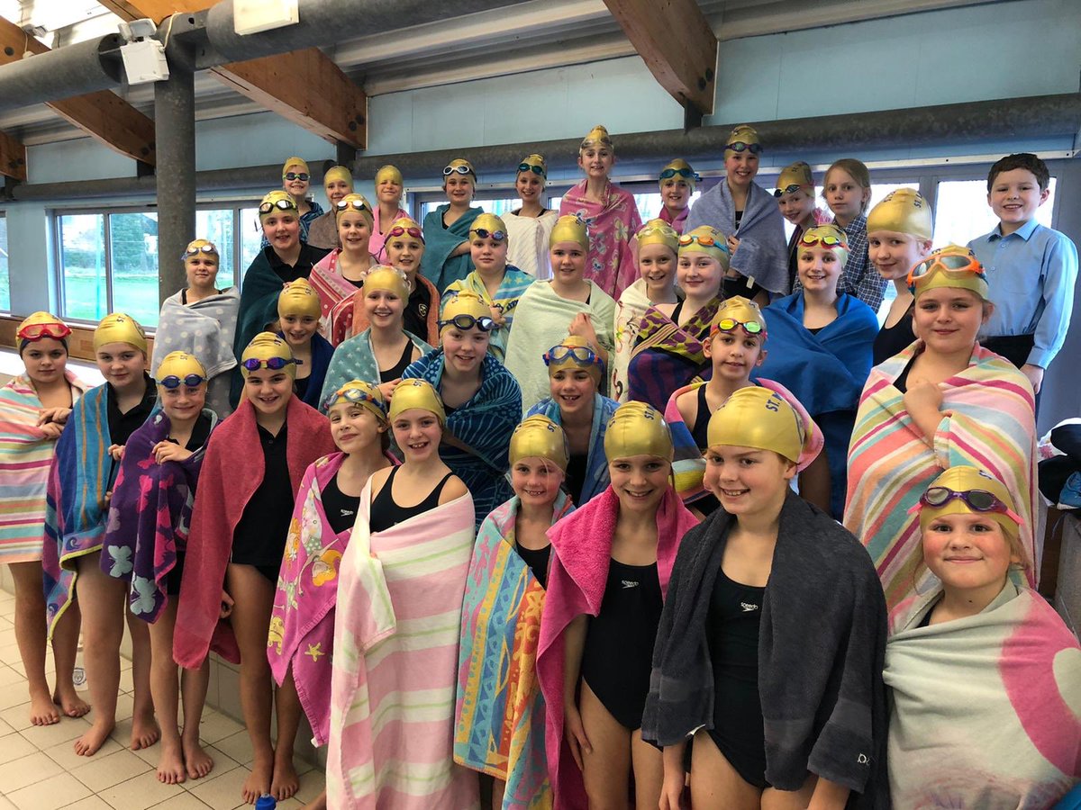 StMargs_Sport's tweet photo. All of the Y5 and Y6 @StMargaretsPrep boys and girls enjoyed taking part in the Bath Schools’ Swimming Galas yesterday afternoon. We hosted the girls here at school and thanks to @KWS_PrepSport for hosting the boys. A wonderful start to the term! #StMargsSwimming https://t.co/FNZaRtwCaz