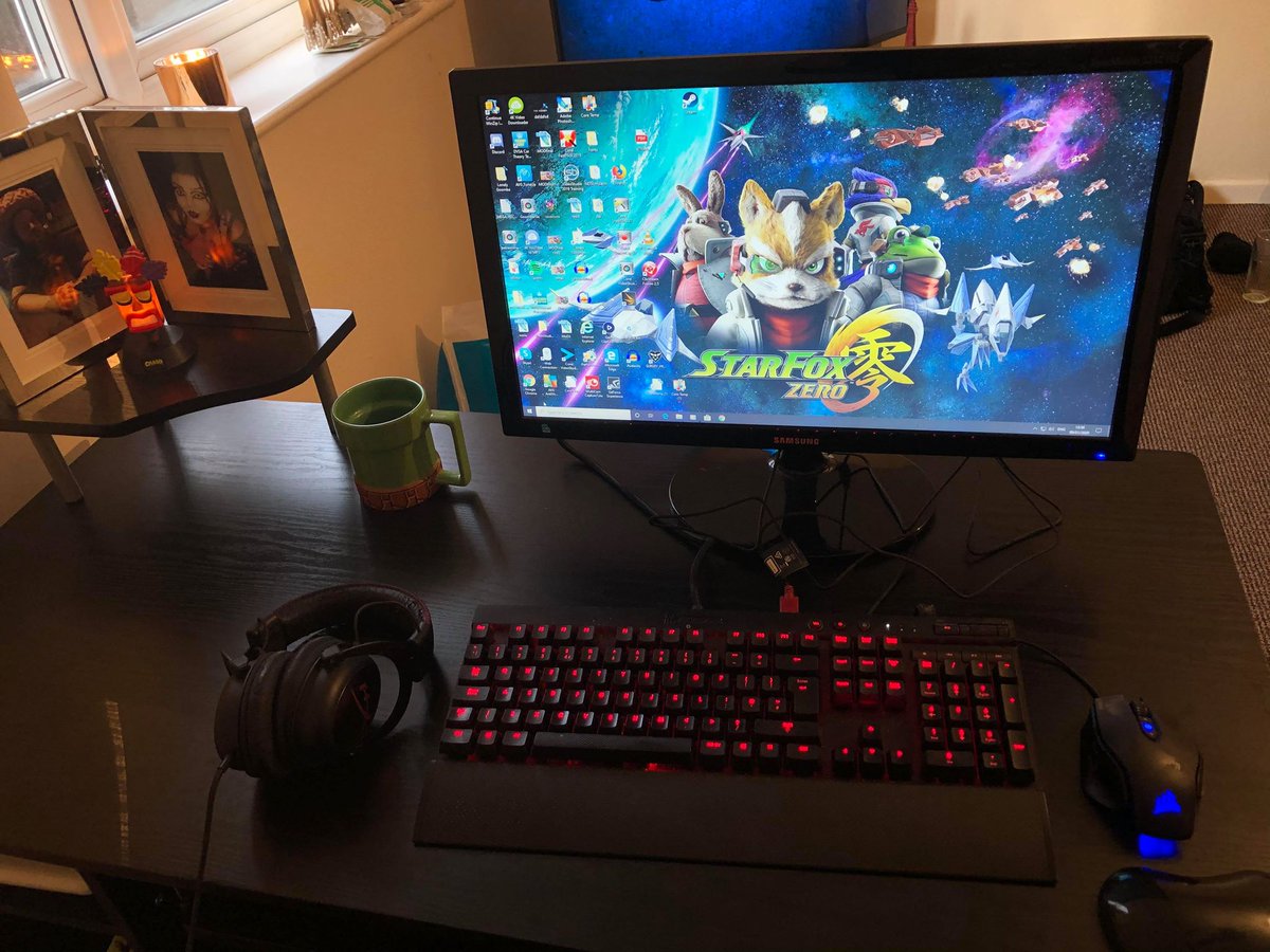 Lonely Goomba On Twitter Built My New Pc Desk Looks Pretty